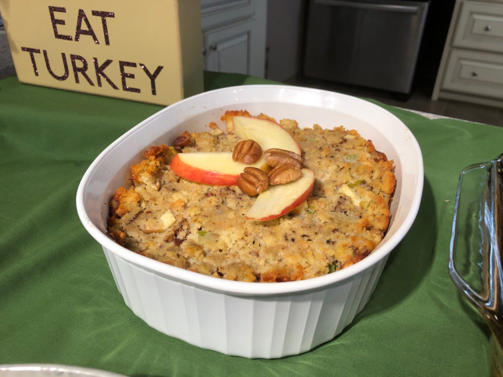 Apple Pecan Cornbread Dressing - Farm Monitor