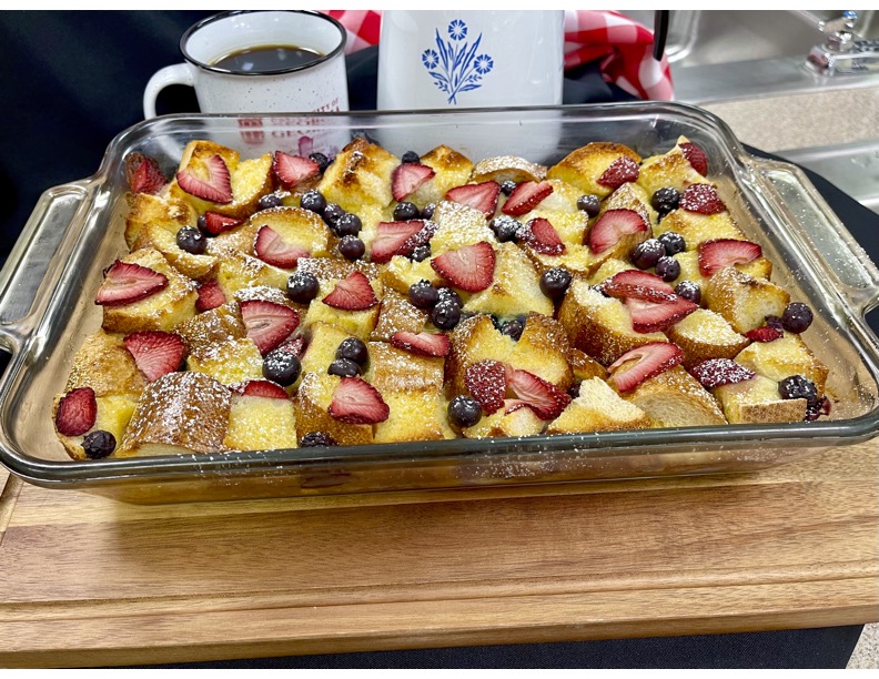 Make Ahead Berry French Toast Casserole - Farm Monitor