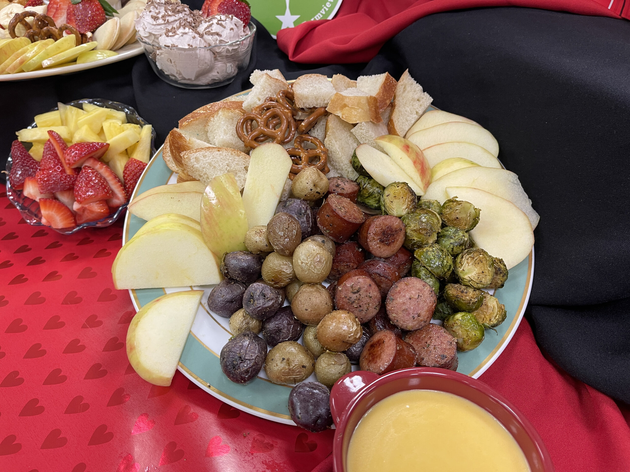 Cheddar Cheese Fondue - Farm Monitor